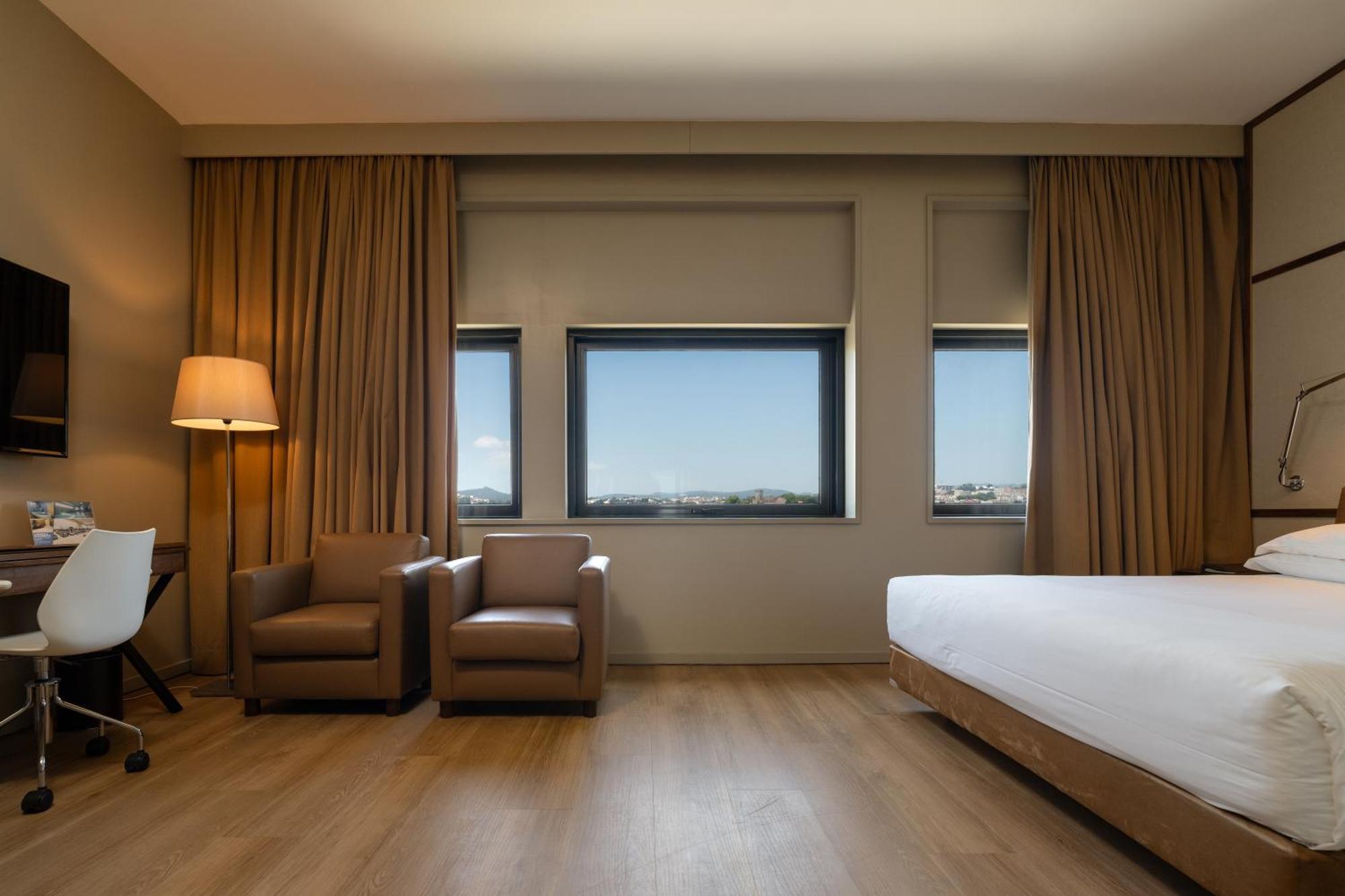 Hotel De Guimaraes Business & Spa Ngoại thất bức ảnh