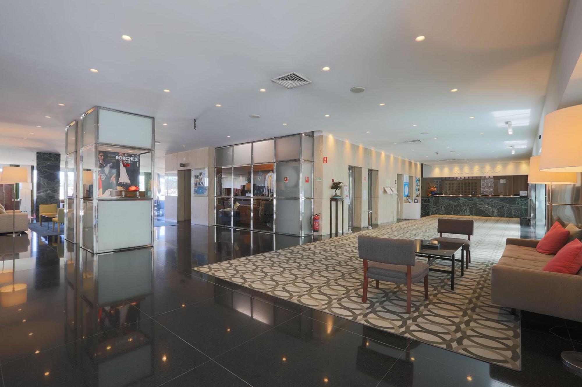 Hotel De Guimaraes Business & Spa Ngoại thất bức ảnh