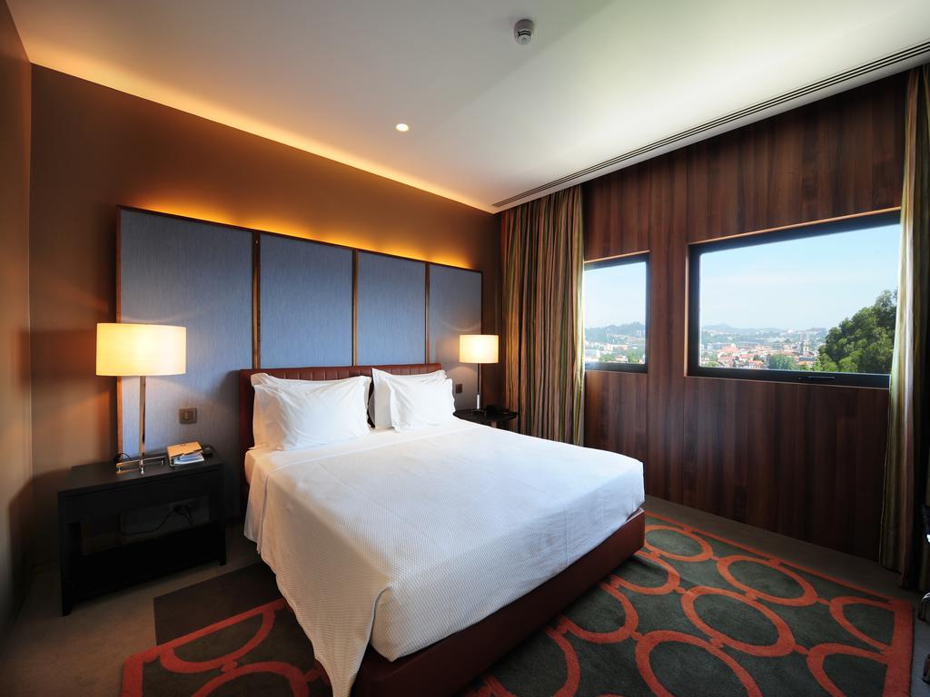 Hotel De Guimaraes Business & Spa Ngoại thất bức ảnh